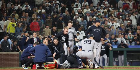 Oswaldo Cabrera taken off field in ambulance after leg injury .
